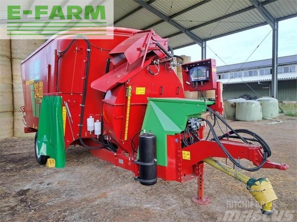 Strautmann verti mix 2401 double / strohgebläse Drugi strojevi za stoku i dodatna oprema