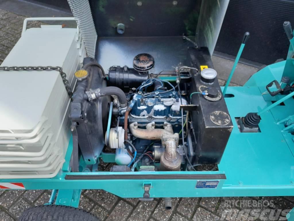 Prins 850 ruwterrein heftruck diesel Dizelski viličari