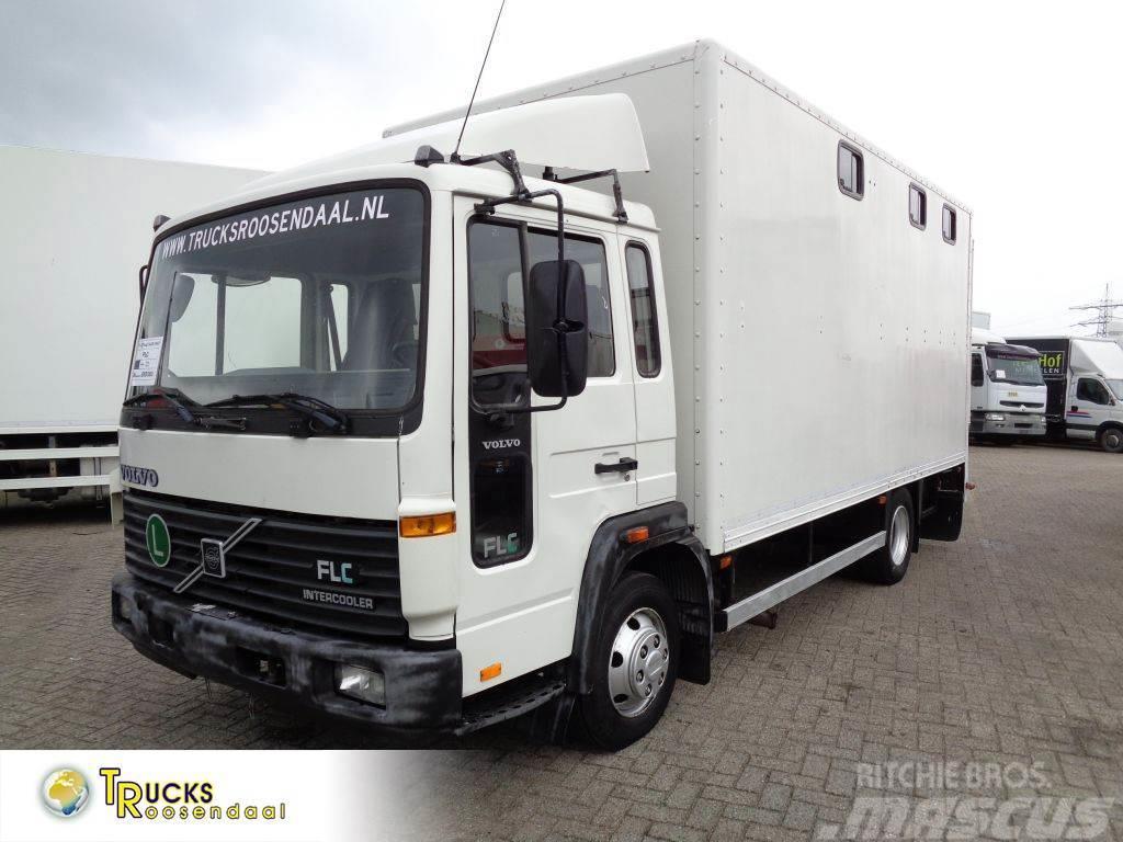 Volvo FLC + Manual + Horse transport Kamioni za transport stoke