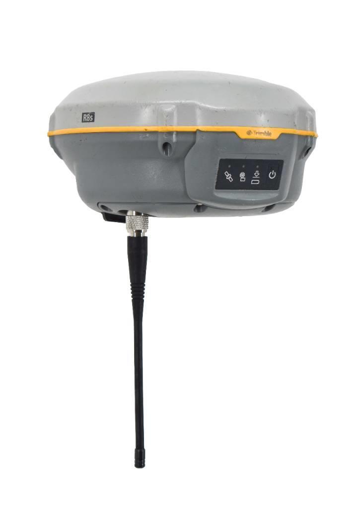 Trimble Single R8 Model S 410-470 MHz GPS Rover Receiver Ostale komponente