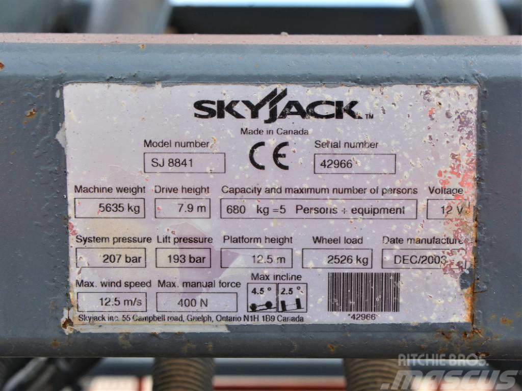 SkyJack SJ 8841 RT Škaraste platforme