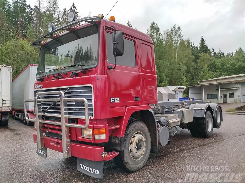 Volvo F12 6x2 vaijerilaite Demontažnii kamioni za podizanje kabela