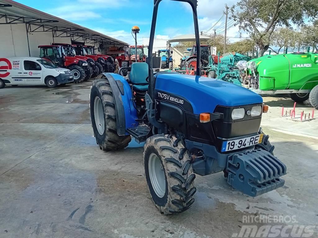 New Holland TN75V Traktori