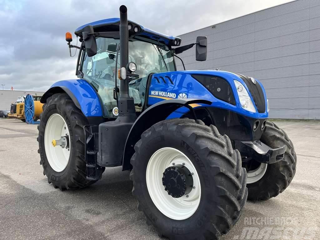 New Holland T7.245 Traktori
