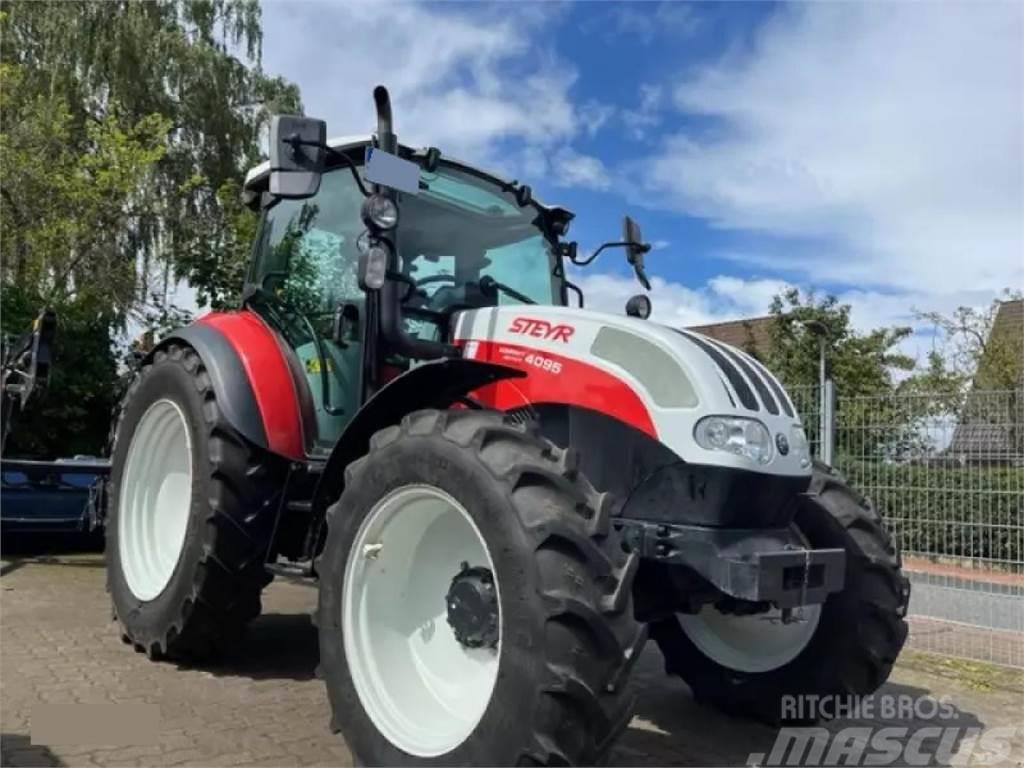 Steyr 4095 Kompakt Traktori