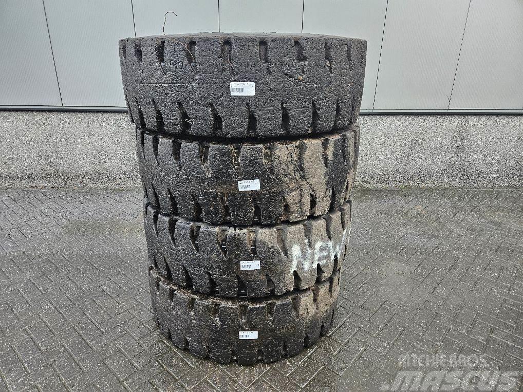 New Holland W110C-Barkley 17.5R25-Tire/Reifen/Band Gume, kotači i naplatci