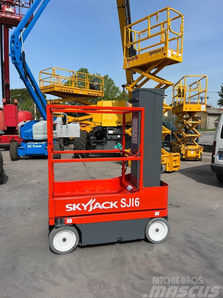 SkyJack SJ 16 Vertikalne radne podizne platforme