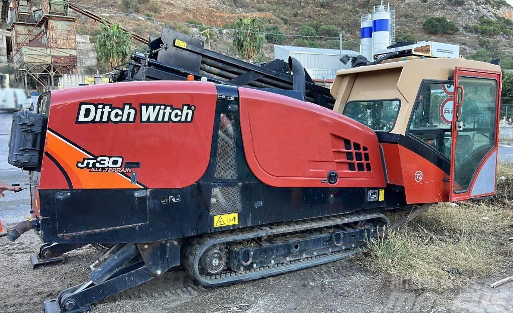 Ditch Witch JT 30 AT Oprema za vodoravno usmjerenje bušenja