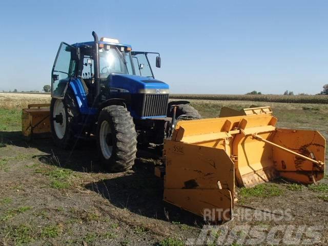 New Holland 8670 Traktori