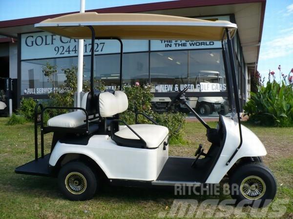  Rental 4-seater people mover Golf vozila