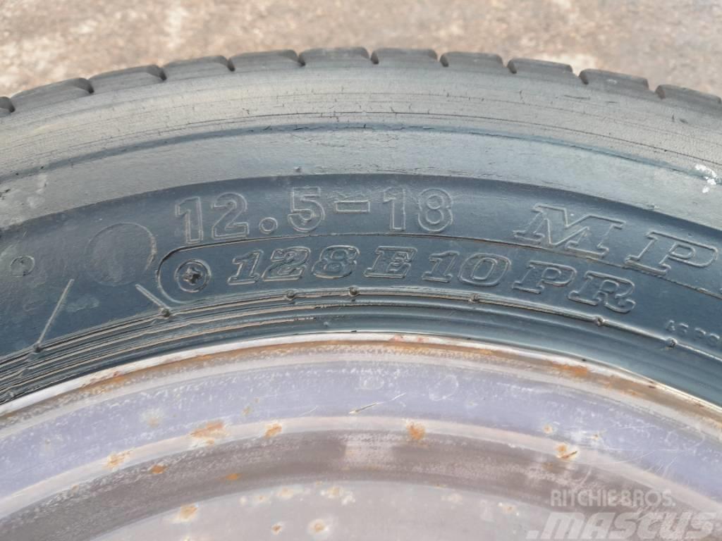 Dunlop 12,5-18 Hjul Gume, kotači i naplatci