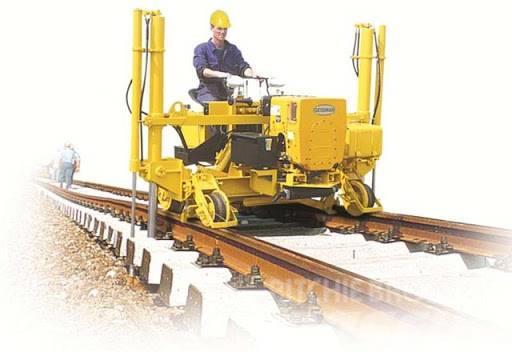 Geismar RV100 Track Lifting & Slewing Machine Strojevi za održavanje željezničkih pruga