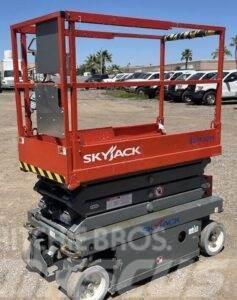 SkyJack SJ3219 Škaraste platforme
