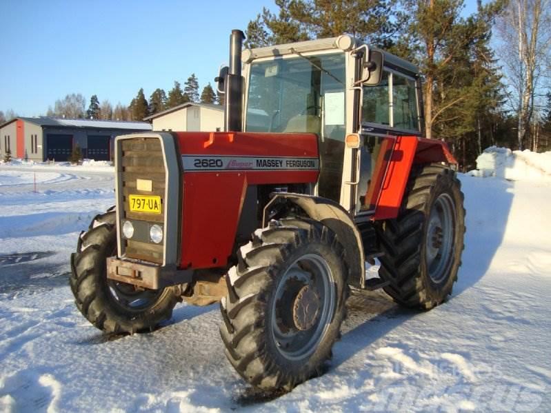Massey Ferguson 2620 Traktori