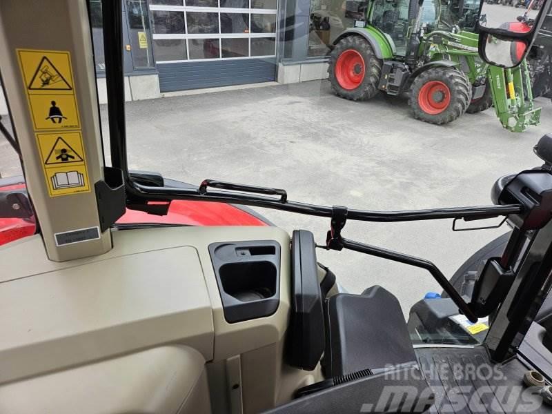 Massey Ferguson 8740 DYNA-VT EXCLUSIVE Traktori