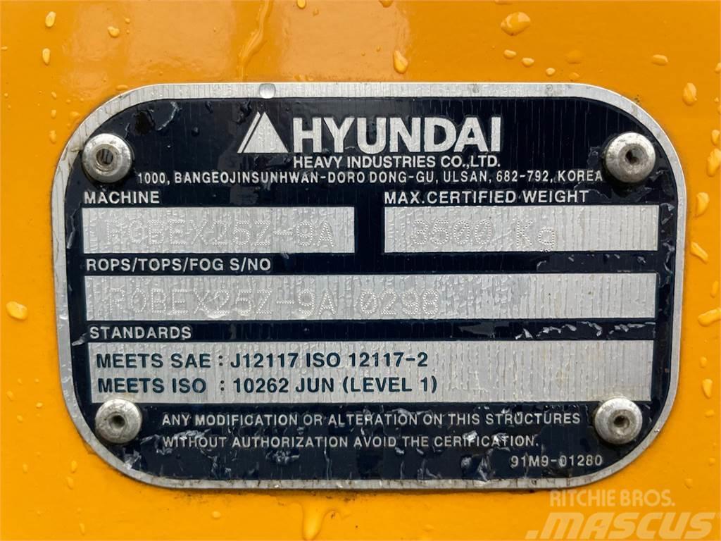 Hyundai 25z-9ak - 2.700 kg. minigraver / 350 Timer / Står  Mini bageri <7t