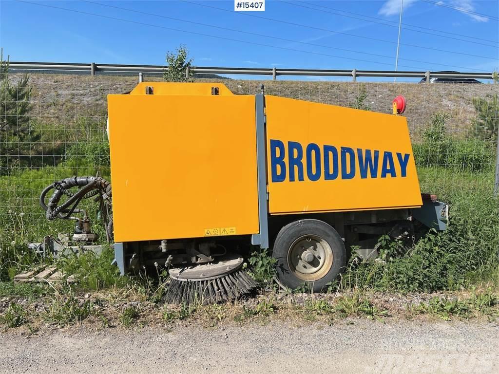 Broddway combi sweep trailer Strojevi za metenje