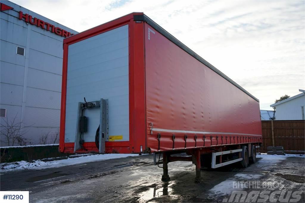 HRD 2 axis chapel city trailer. New brakes and canopy  Ostale prikolice