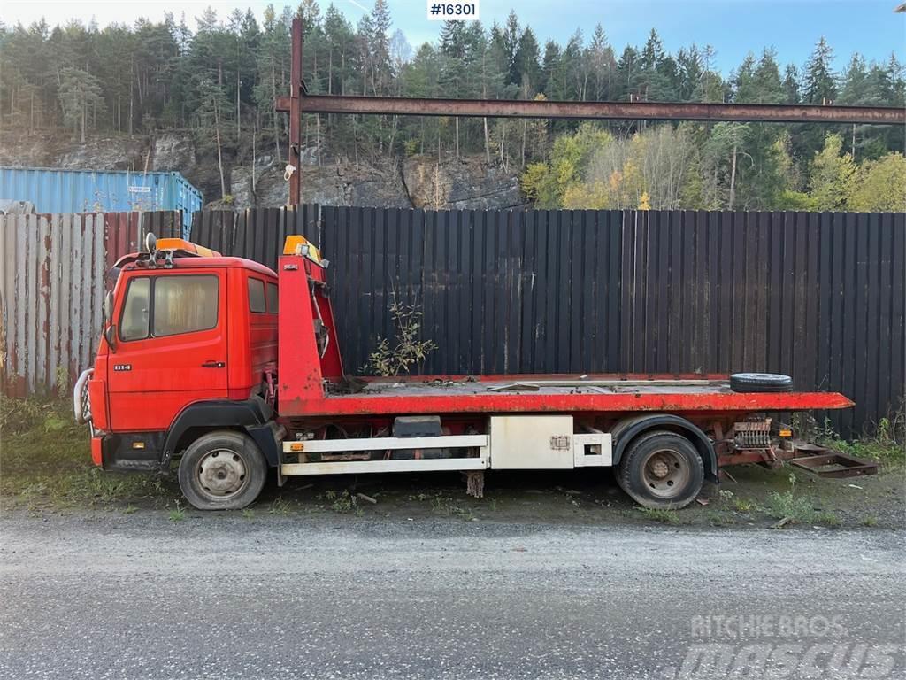 Mercedes-Benz 814 Tow truck w/ winch and lifting cradle. Recovery vozila