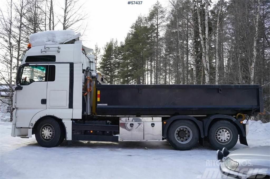 MAN TGX26.480 6x2 Hook truck with flat bed Rol kiper kamioni s kukama za dizanje