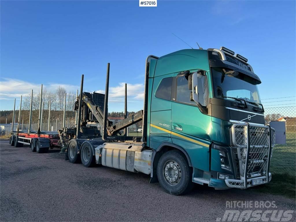 Volvo FH16 Timber truck with trailer and crane Kamioni za drva