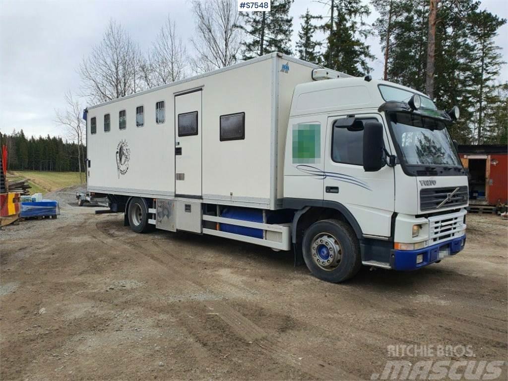 Volvo FM7 Kamioni za transport stoke