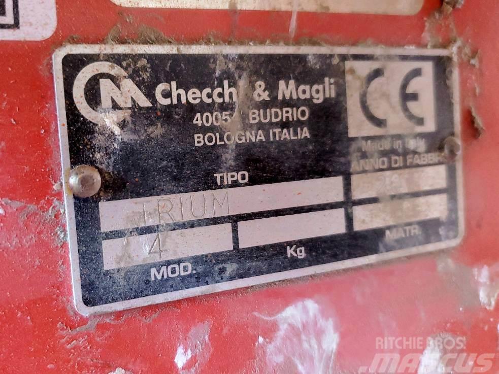  Checchi and Magli Trium 45 Ostali stroji i dodatna oprema za sjetvu i sadnju