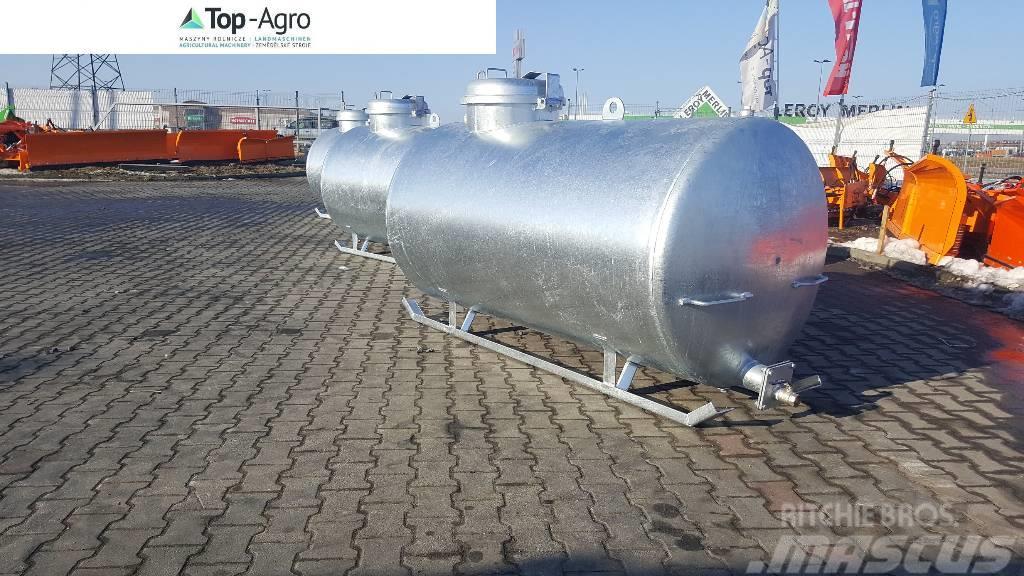 Top-Agro Water tank, 2000L, stationary + metal skids! Drugi strojevi za stoku i dodatna oprema