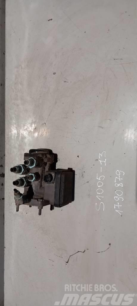 Scania R440 EBS valve 1790879 Mjenjači