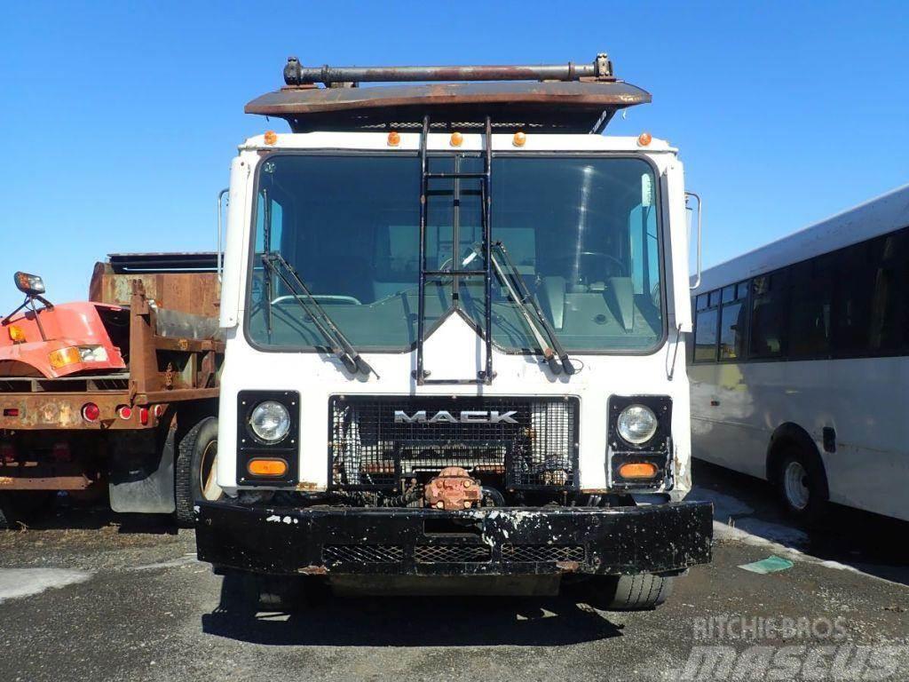 Mack MR690S Kamioni za otpad