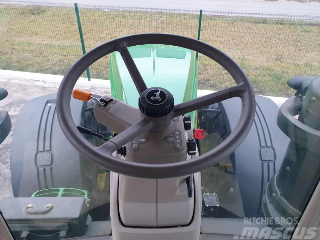John Deere 8370 R Traktori