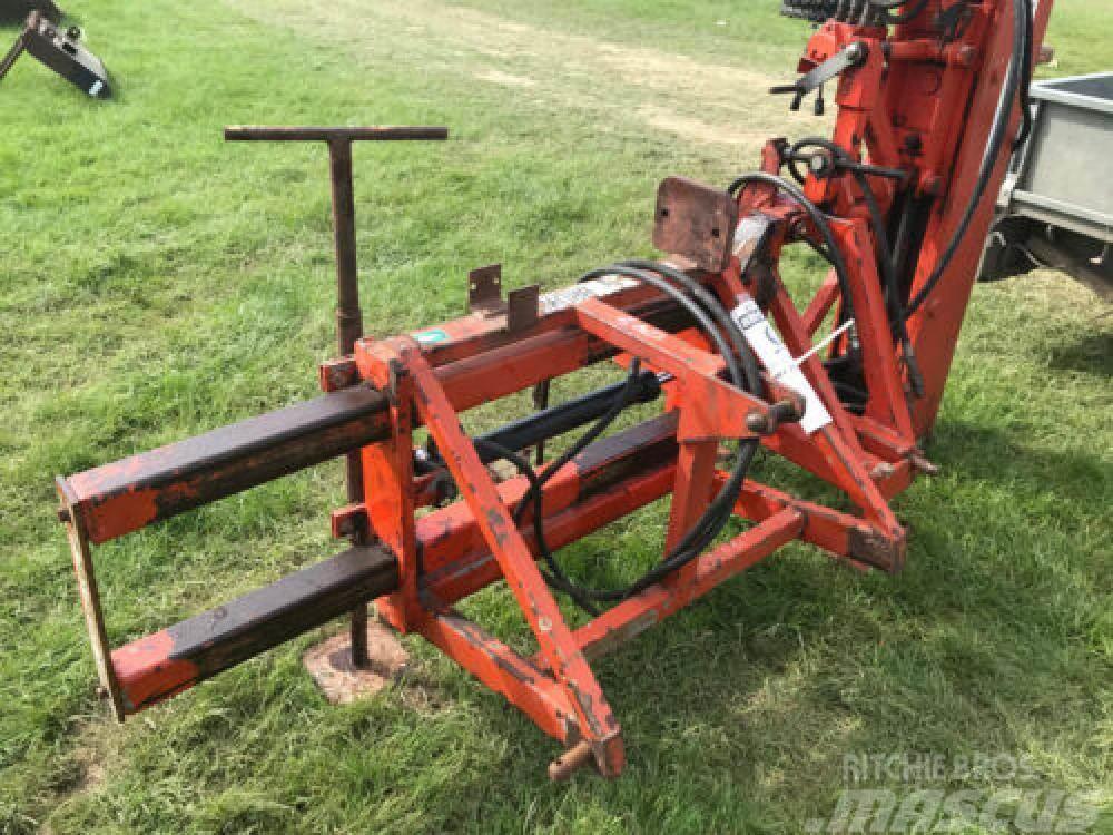 Browns Post Knocker - contractor Ostala oprema za traktore