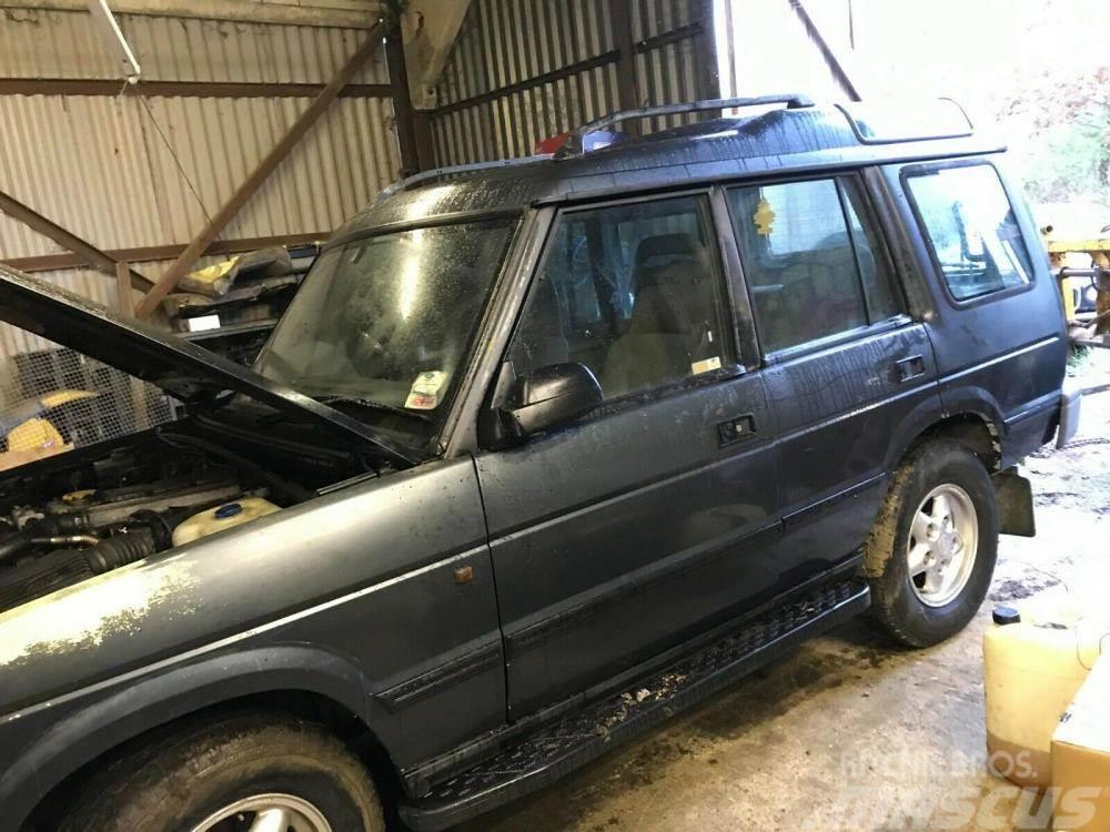 Land Rover Discovery 300 TDi n s front wing £50 Ostalo