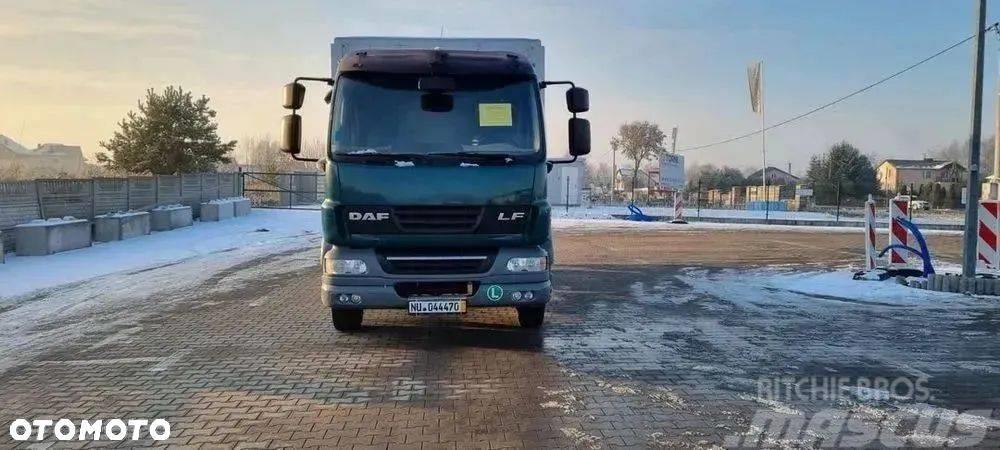 DAF LF55.250 Kamioni za transport stoke