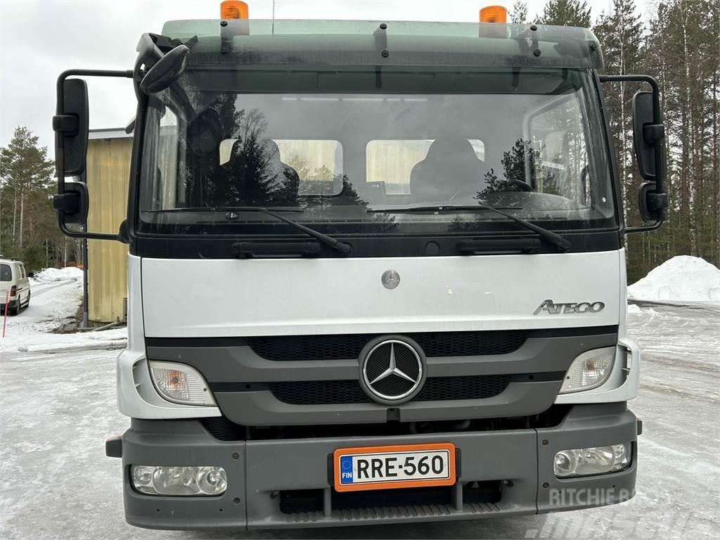 Mercedes-Benz Atego 1324 koukkulaitteella Rol kiper kamioni s kukama za dizanje