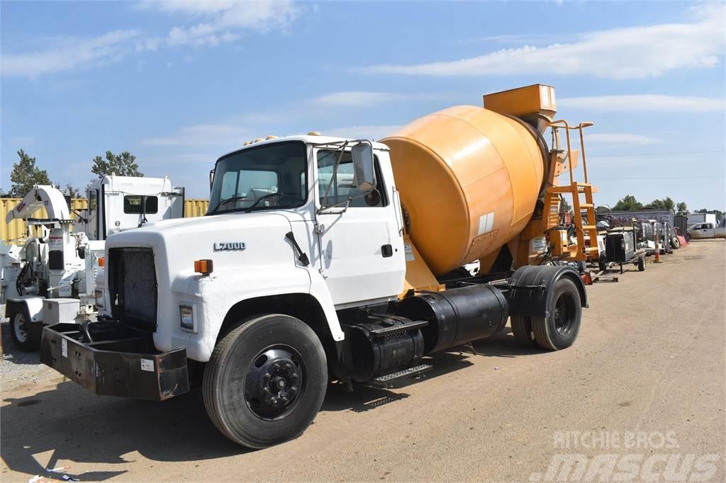 Ford LN7000 Kamioni mikseri za beton