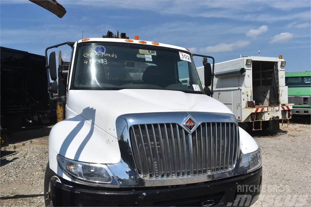International DURASTAR 4300 Kamioni sa kranom