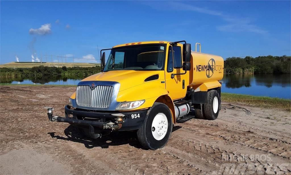 International DURASTAR 4300 Kamioni za vodu