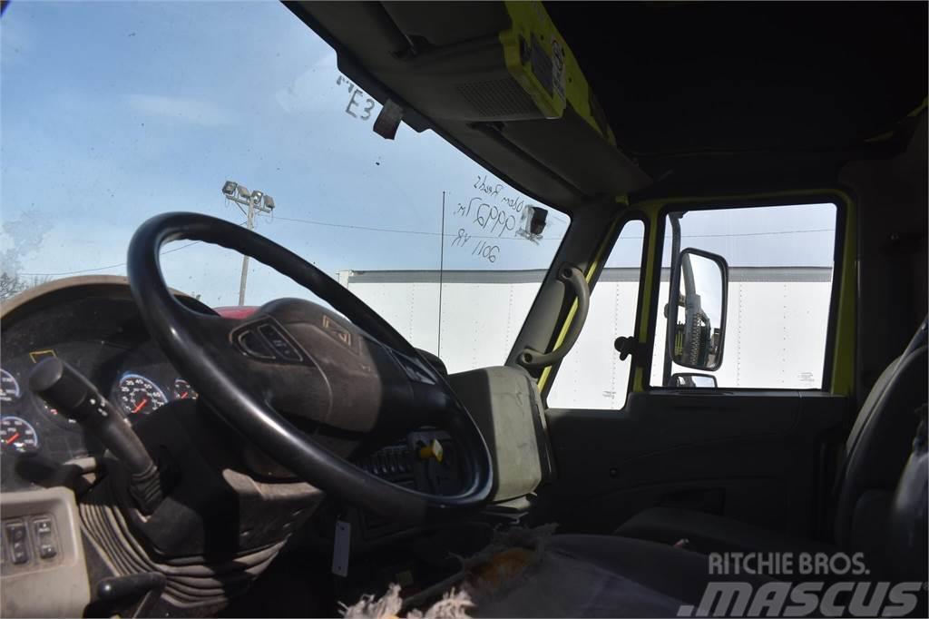 International WORKSTAR 7400 Kamioni sa kranom