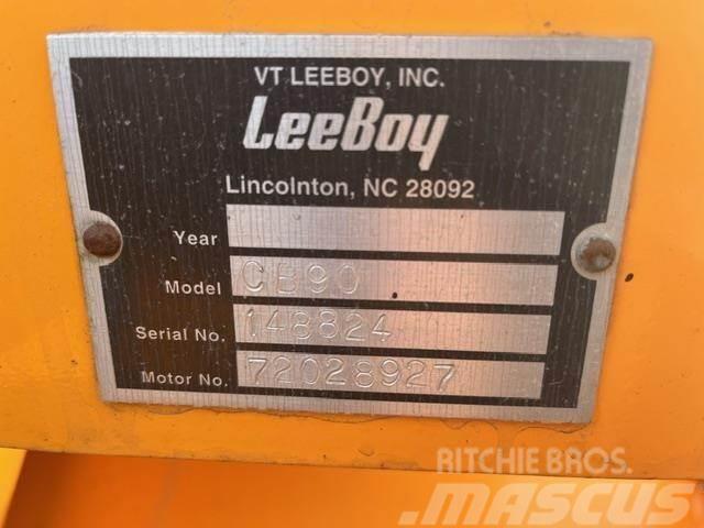 LeeBoy CB90 Strojevi za metenje