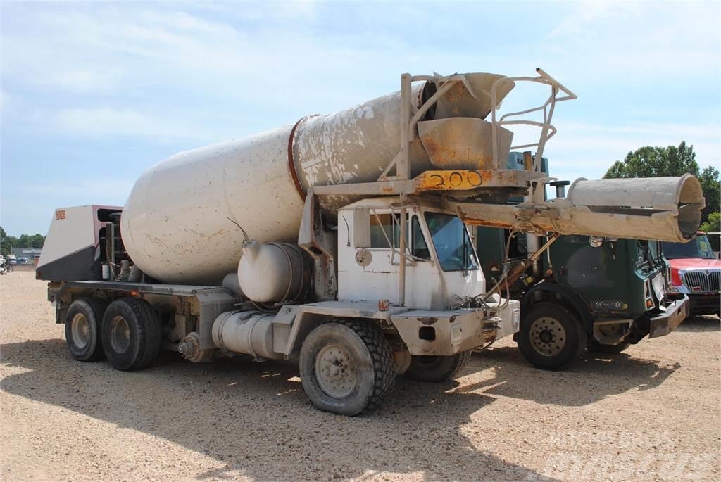 Oshkosh F2146 Kamioni mikseri za beton