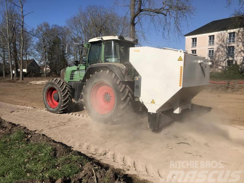  amag Bindemittelstreuer 5 m³ Heckanbau Traktor Uređaji za recikliranje asfalta