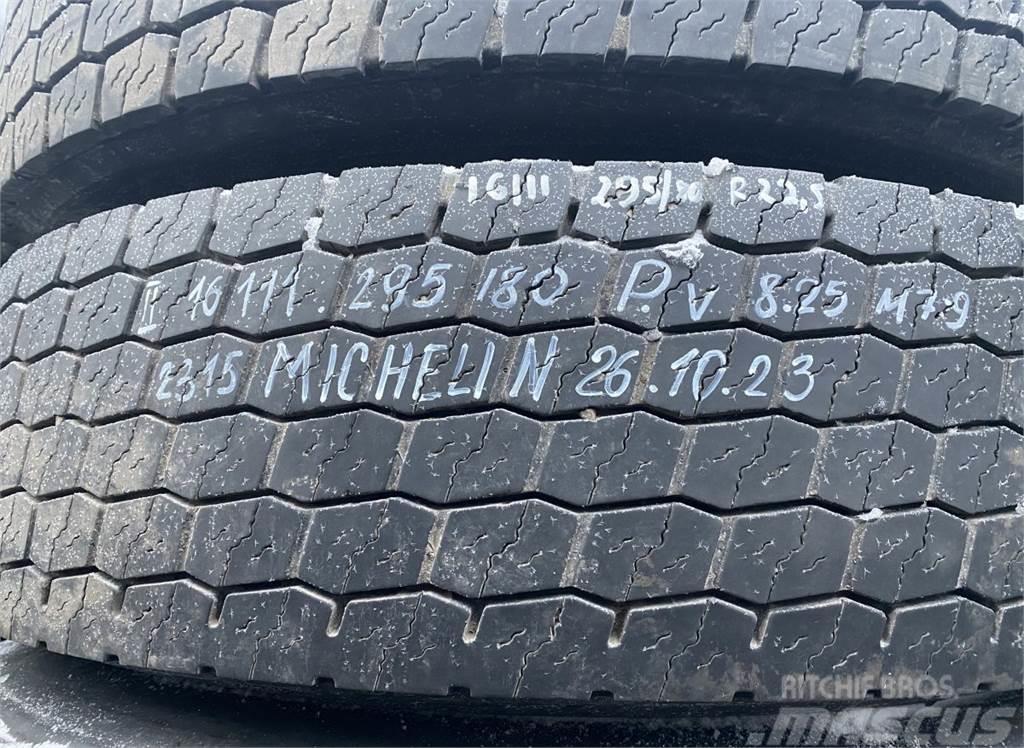 Michelin B12B Gume, kotači i naplatci
