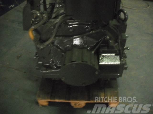 Komatsu HD605-7 gearbox Transmission Kruti damperi
