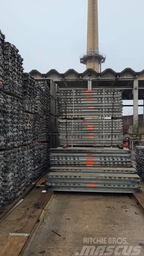 Layher U-Steel Decks 2,57m Oprema za skele