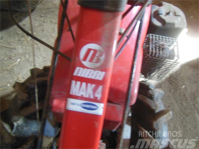 Nibbi Mak 4 med kost Kompaktni (mali) traktori