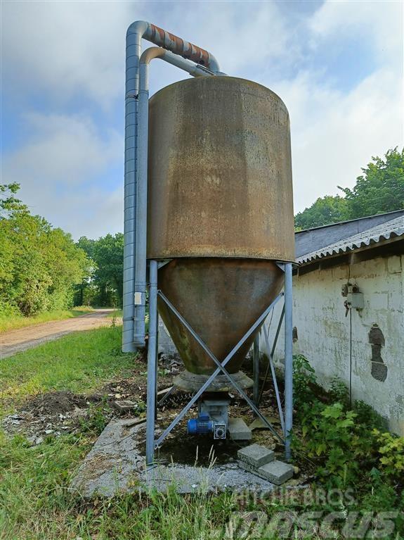 Tunetank ca. 3 tons Oprema za istovaranje silosa
