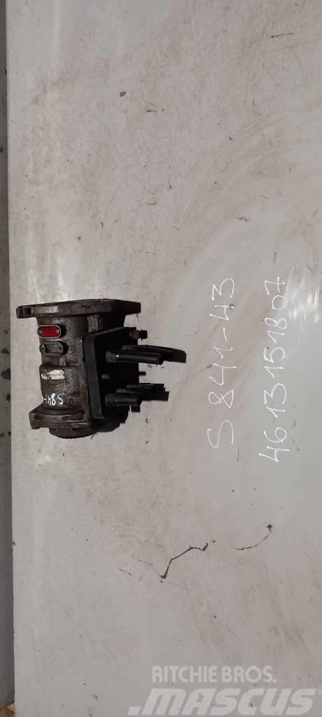 Scania 94.230 brake main valve 4613151807 Kočnice