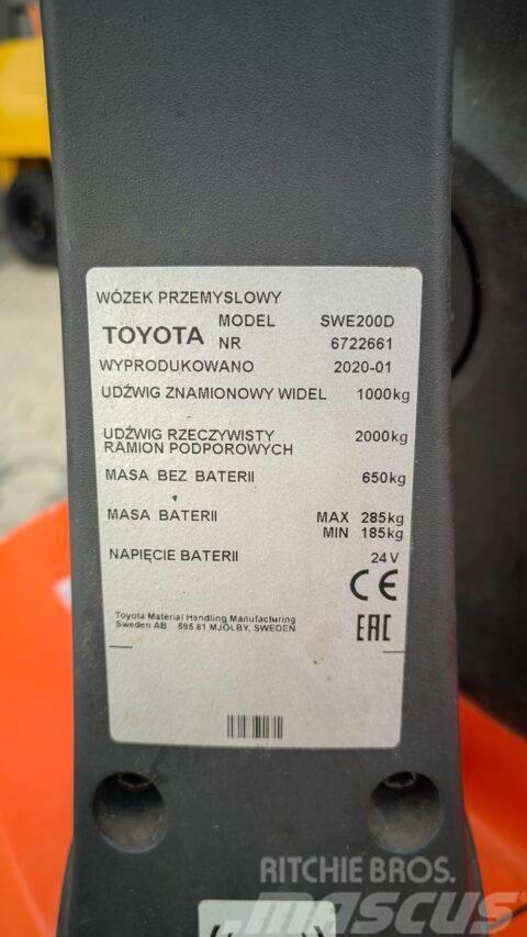 Toyota SWE200D Ručni električni viličar