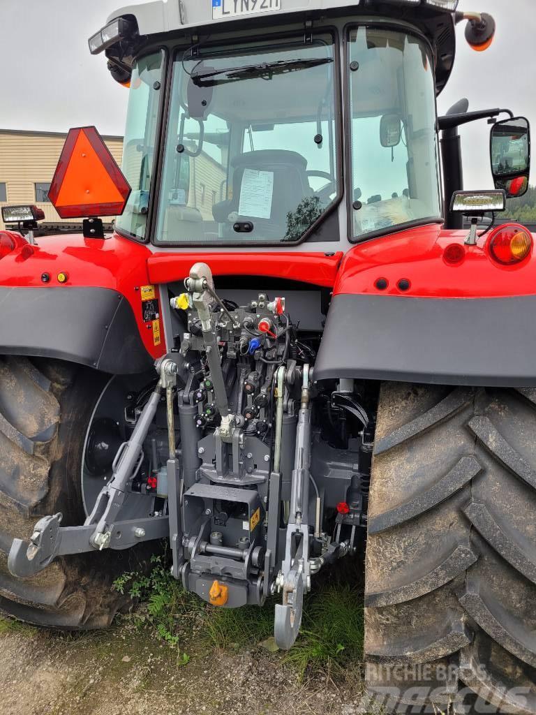 Massey Ferguson 6s 155 Efficient Demo Traktori